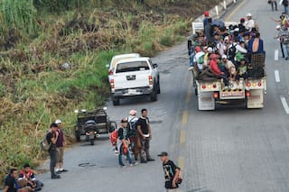 Caravana migratoria: el éxodo masivo de origen opaco explotado en la redes