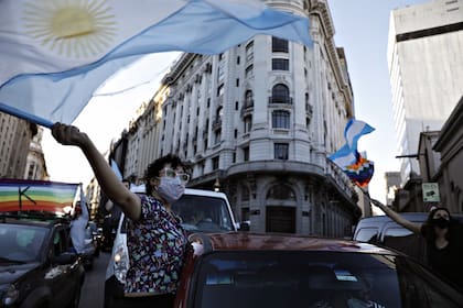 La caravana por los 10 años de la muerte de Néstor Kirchner