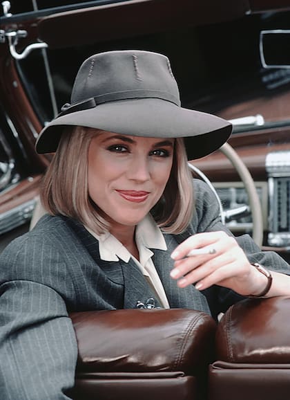 La carrera de Bess Armstrong despegó y tuvo su apogeo en los años 80. Aquí, en la sesión de fotos para el film de TV This Girl for Hire, en Los Ángeles, en 1983