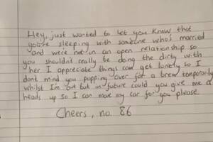 Descubrió a su vecino con su mujer y le envió una ácida carta que se volvió viral