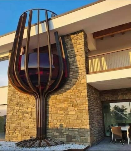 La casa vitivinícola