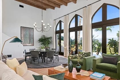 La casa de Charlize Theron que está en venta se ubica en Los Ángeles