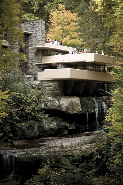 La Casa de la Cascada, el diseño de Frank Lloyd Wright, en Pensilvania, en el que se inspiró el arquitecto Raúl von der Becke para construir la mansión de la calle Vito Dumas, en Punta Chica.