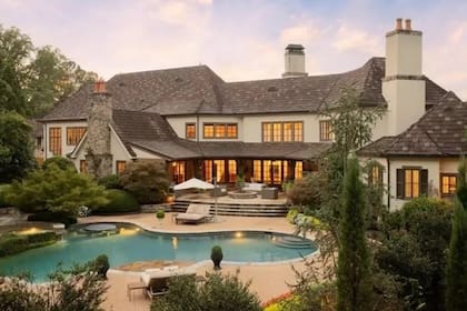 La casa de "La Roca" en Georgia
