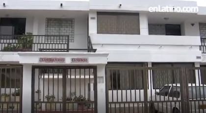 La casa donde vivió Shakira durante su infancia en Barranquilla, Colombia (Crédito: Captura de video/enlatino.com)