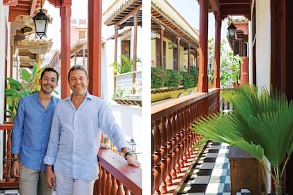 Jaime y Ricardo, dos anfitriones excepcionales, posando en su balcón, elemento característico del centro histórico de Cartagena.