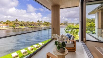 La casa está ubicada en el mismo barrio en el que vive Lionel Messi (mansionglobal.com)