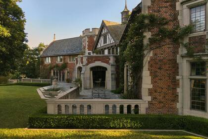 La casa fue construida en 1928 y tiene 1542 m²