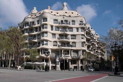 La Casa Milà, uno de los íconos arquitectónicos de Barcelona, no tiene quien le saque fotos