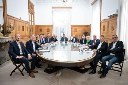 La Casa Rosada anudó con los bloques aliados el acuerdo para aprobar la Boleta Única de Papel