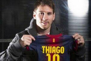 A horas de su nacimiento, Thiago ya tiene una camiseta de Barcelona