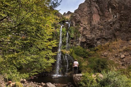 La cascada donde culmina el sendero Carri Lil