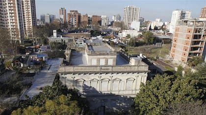 La casona de Lucio Mnsilla, en el barrio de Belgrano, será sede del Museo de Arte Oriental