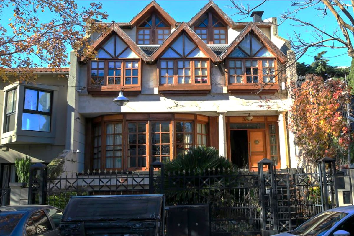 Home 9 la casona portena esta ubicada en un barrio que TWHNTZ5OEVEABGBN47Y73GFPYE