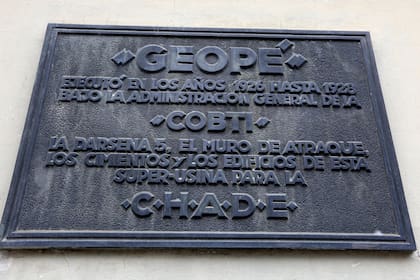 Detalle del edificio del espigón cinco, que está a cien metros de la catedral