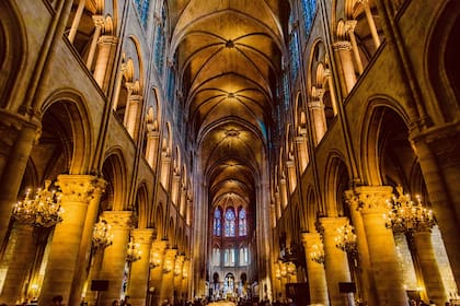 La Catedral de Notre Dame fue de los templos góticos más antiguos de todo el mundo, construido entre los años 1163 y 1245