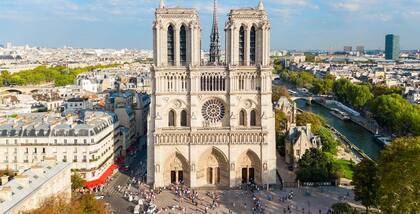 La Catedral de Notre-Dame tuvo más de 6 millones de visitantes en la primera mitad de 2025 desde su reapertura en diciembre de 2024
