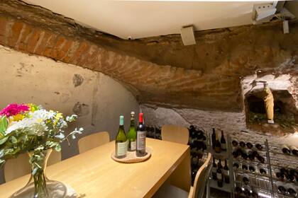 La cava está en la antigua cripta.