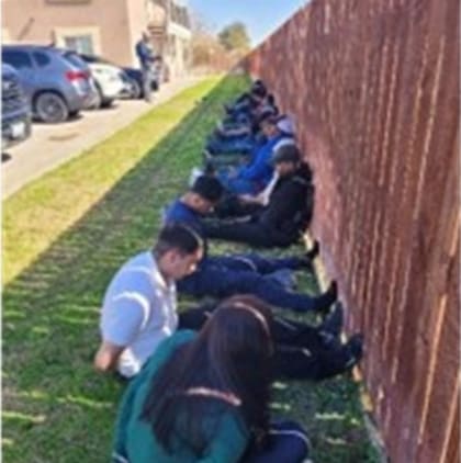 La CBP informó que 19 inmigrantes y cuatro contrabandistas fueron arrestados