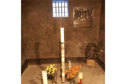 La celda de Kolbe en Auschwitz