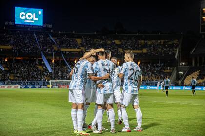 La celebración argentina tras el golazo de Di María