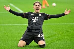 Batió un récord, al día siguiente fue al colegio y hoy hizo otro golazo: el niño maravilla del fútbol alemán no para