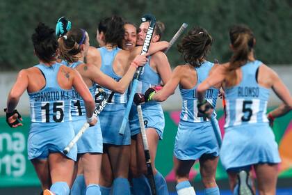 La celebración de las Leonas, que ganaron la medalla dorada en los Juegos Panamericanos.