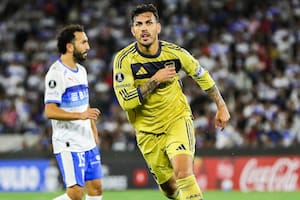 Paredes pone en ventaja a Boca ante Universidad Católica después de un bombazo desde afuera del área