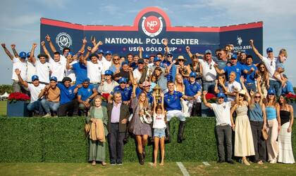 La celebración de Park Place por su primer título en la USPA Gold Cup, el segundo torneo de la Triple Corona americana
