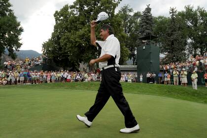 La celebración tras ganar el US Senior Open Championship en Broadmoor el 3 de agosto de 2008 en Colorado Springs