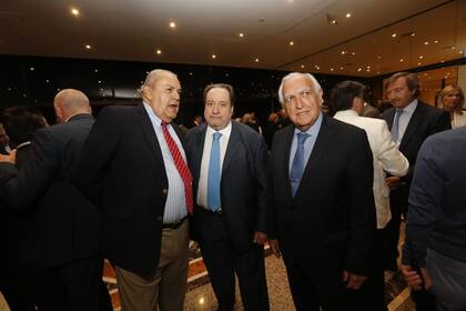 Ignacio Zuleta, León Arslanian y Ricardo Gil Lavedra
