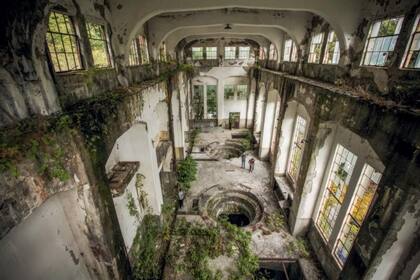 La central eléctrica lleva décadas abandonada.