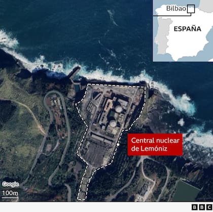 La central se ubicó en la costa de Vizcaya, junto al mar Cantábrico