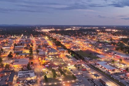 La ceremonia atrae a miles de personas cada año (Crédito: X)
