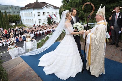 La ceremonia religiosa estuvo a cargo del obispo Benno Elba