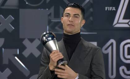 La ceremonia virtual de la FIFA por el premoi The Best tuvo un solo invitado presencial entre los ganadores: Cristiano Ronaldo