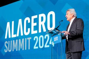 "La chatarra es un insumo estratégico a pesar de que el ministro opina que no", dijo el presidente ejecutivo de Ternium, Martín Berardi, en relación a los cuestionamientos de Federico Sturzenegger