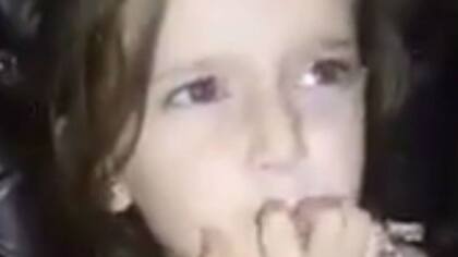 La chica siria que cantaba feliz, hasta que detona una bomba