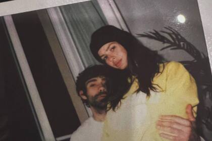 La China junto a Armando (Foto Instagram @sangrejaponesa)