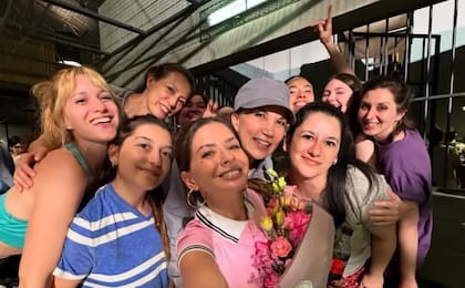 La China Suárez es una de las grandes atracciones de la serie (Foto: @barroserie)