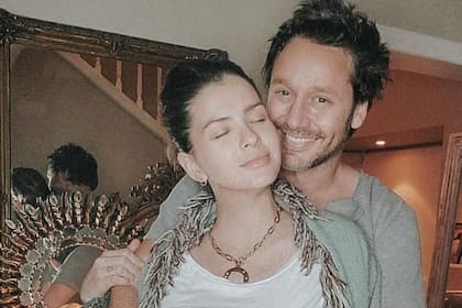 La China Suárez y Benjamín Vicuña durante el embarazo de Amancio