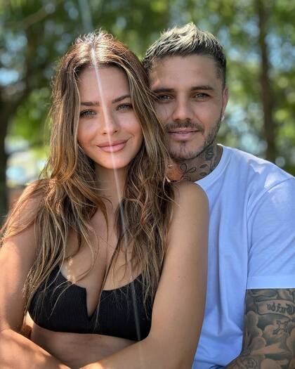 La China Suárez y Mauro Icardi en una de las imágenes que compartieron en redes para confirmar su romance