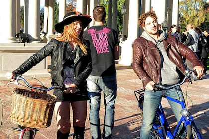 La China y David, en plena grabación del video "Hoy"