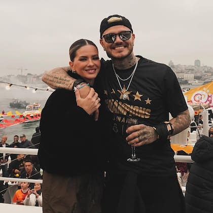 La China y Mauro durante los festejos en Turquía