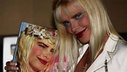 La "Cicciolina", en 2004