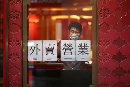 La ciudad china de Wuhan (centro), foco de la epidemia de Covid-19, levantará las restricciones a los desplazamientos el 8 de abril después de más de dos meses