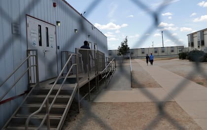 La ciudad de Dilley, Texas, alberga el South Texas Family Residential Center, el cual ha sido escenario de recientes protestas debido a la detención de miles de niños y sus familias