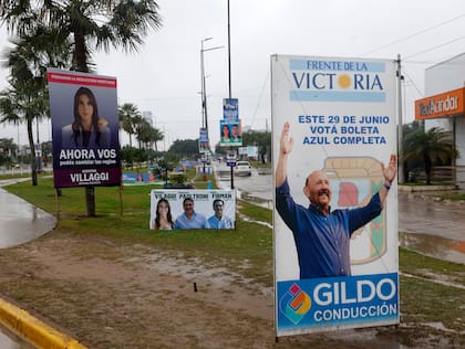 La ciudad de Formosa repleta de carteles electorales