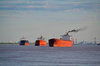 La falta de obras y de una visión estratégica afectan a la competitividad de la Argentina