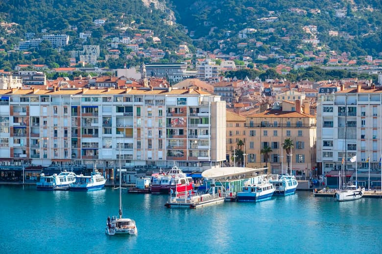 la-ciudad-de-toulon-en-el-municipio-frances-de-ZLQTXQR4JVFJBCJOP7RH2HD5VM.webp?auth=12844aa47dd476fe6206540995a702819f5eb384e865f4a27a982fd543caac54&width=780&height=520&quality=70&smart=true